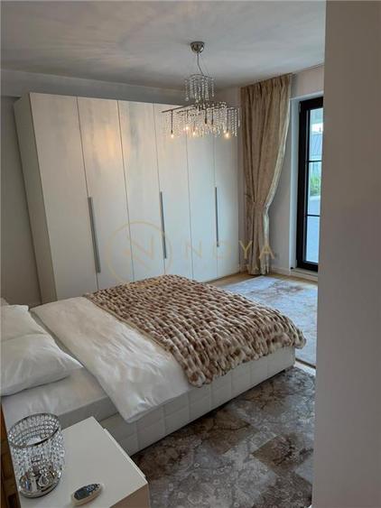 Apartament cu 3 camere decomandat, mobilat în Iancu Nicolae