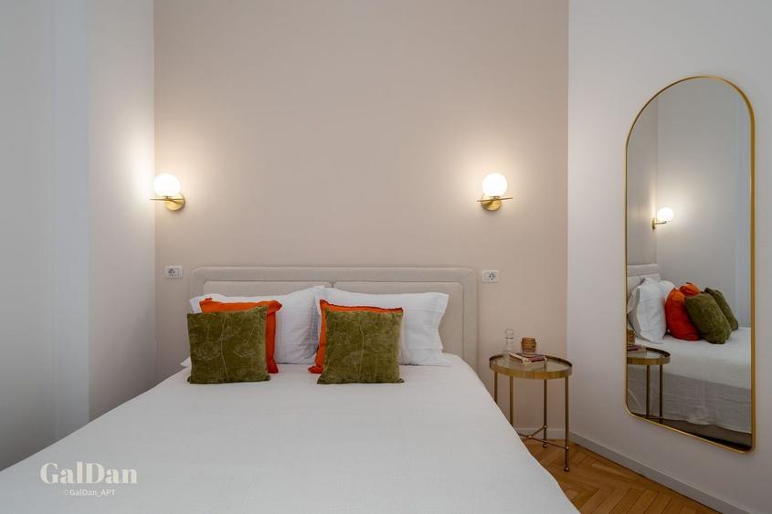 Apartament cu 4 camere în Calea Victoriei