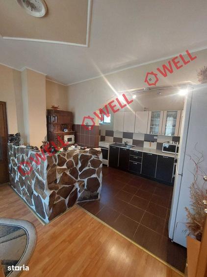 Casa familiala de vanzare in Bre?cu, la drumul principal! - 8