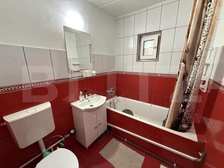 Apartament cu 2 camere decomandat, mobilat în Nicolina