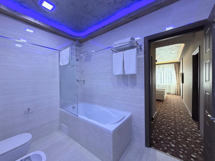 Apartament cu 2 camere în Tractorul