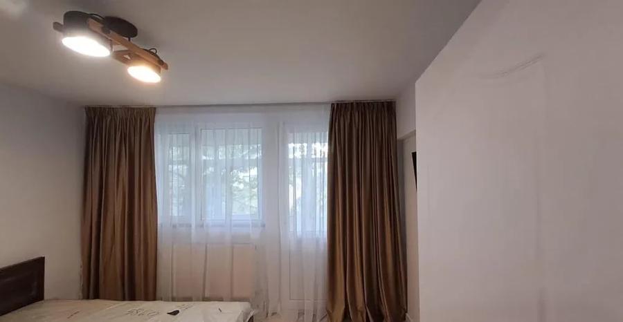 Apartament cu 2 camere decomandat, mobilat în Cantemir
