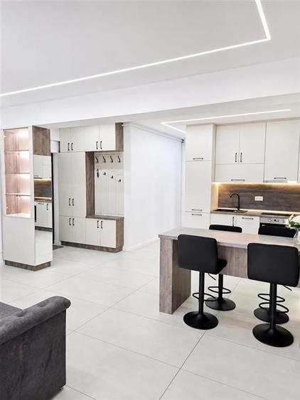 Apartament cu 2 camere decomandat, mobilat în Exterior Vest
