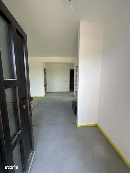 Casă cu 4 camere cu Teren 480 Mp în Central
