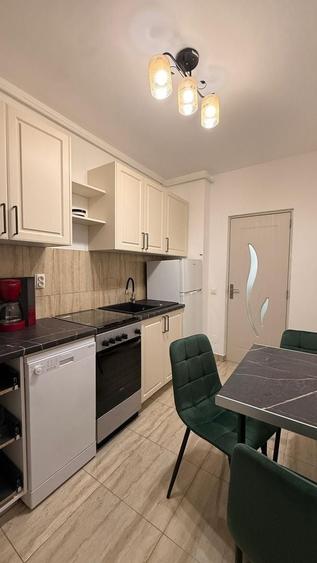 Apartament cu 2 camere semidecomandat în Între Lacuri