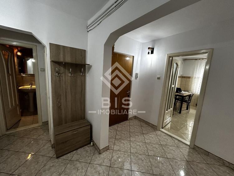 Apartament cu 4 camere decomandat în Ștefan cel Mare