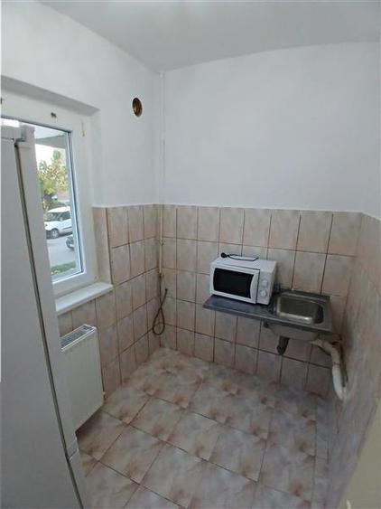 Garsonieră semidecomandată în Lipovei