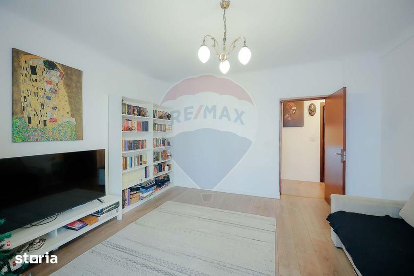 Apartament cu 2 camere decomandat, mobilat în Central