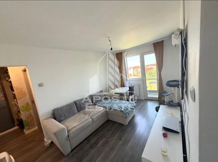 Apartament cu 3 camere semidecomandat, mobilat în Șagului