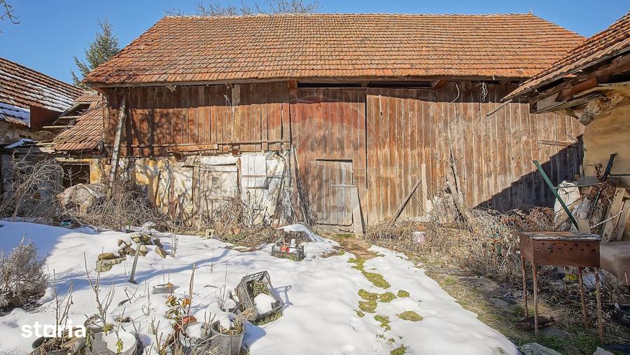 Casă cu 2 camere cu Teren 778 Mp în Tărlungeni