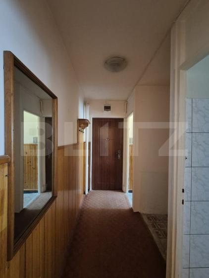 Apartament cu 2 camere nedecomandat, mobilat în 7 Noiembrie