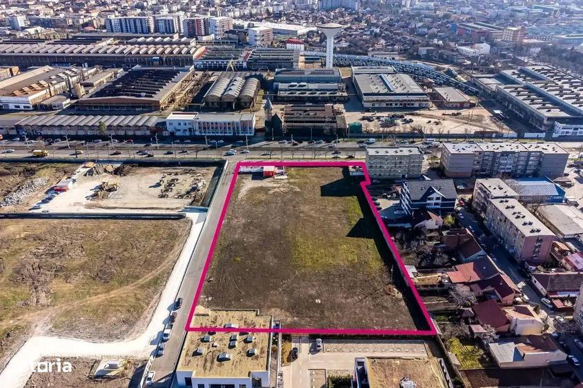 Spațiu comercial, de 10,800 mp, în Aurel Vlaicu