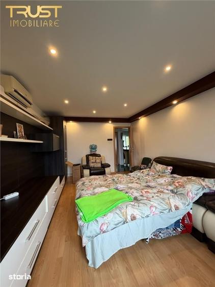 2 camere l The Office l 60 MP - 3