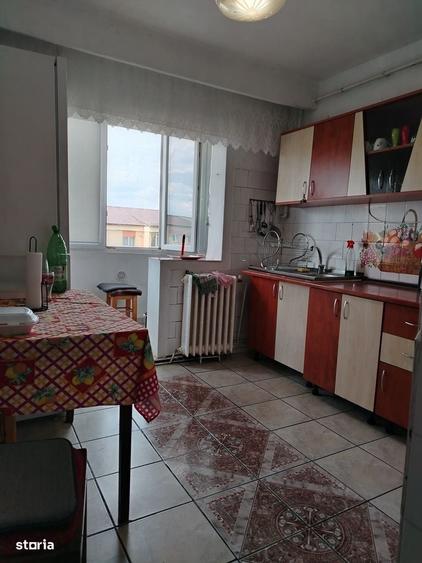 Apartament cu 2 camere decomandat în Vest