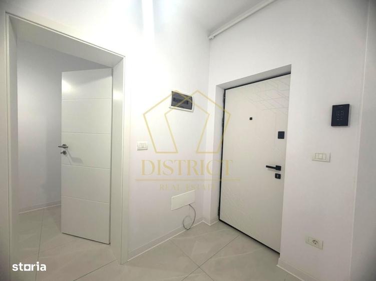 Apartament cu 3 camere în Central — fotografia 3