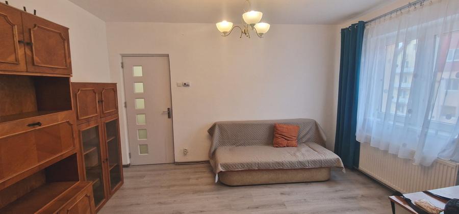 Apartament cu 2 camere nedecomandat, mobilat în Cedonia