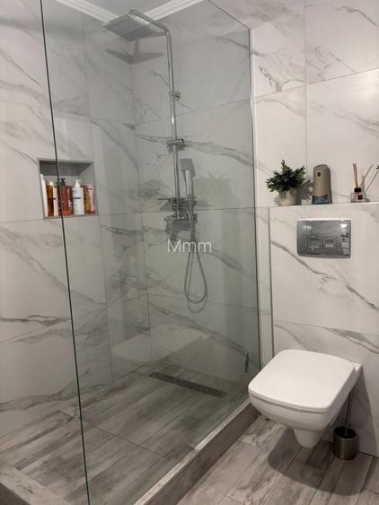 Casă cu 3 camere cu Teren 900 Mp în Central