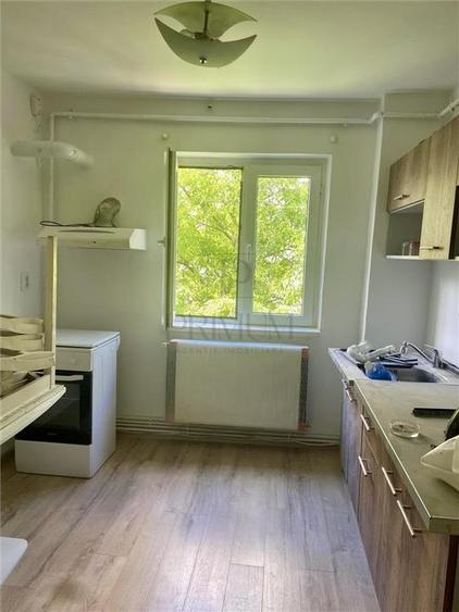 Apartament cu 2 camere semidecomandat în Circumvalațiunii