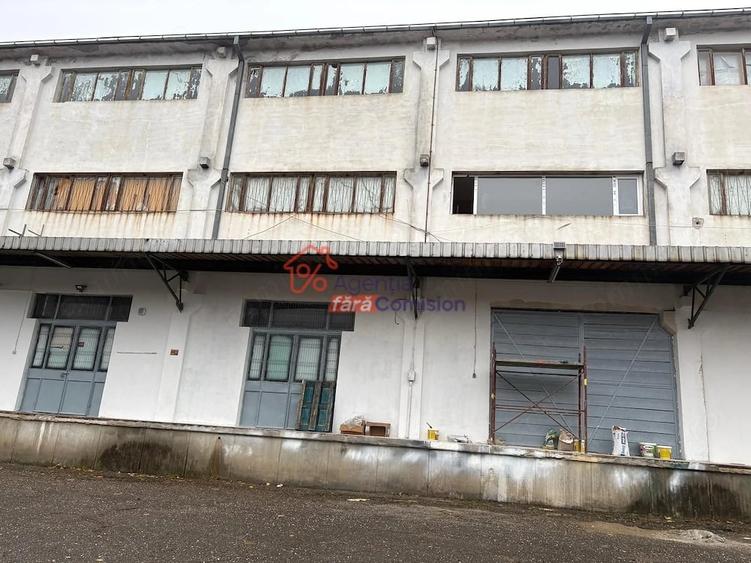 Spațiu comercial, de 120 mp, în Bucium