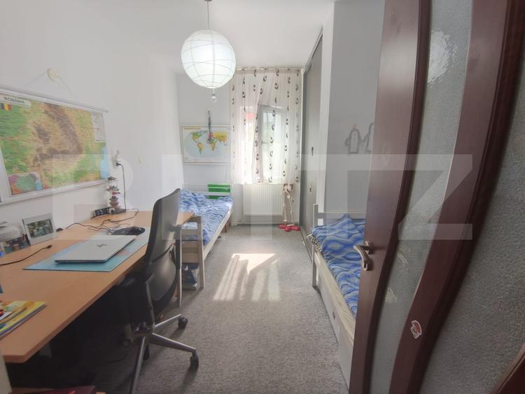 Apartament cu 3 camere semidecomandat, mobilat în Mărăști