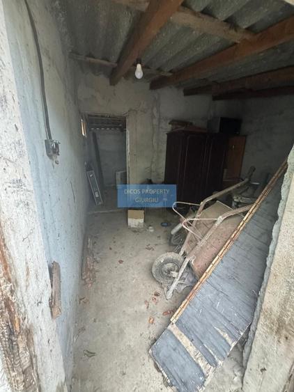 Casă individuală cu 3 camere cu Canalizare în Periferie