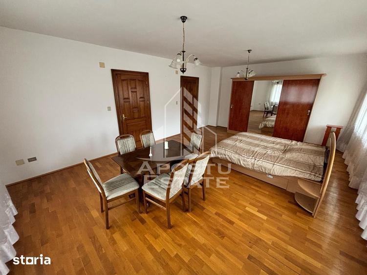 Casă cu Teren 470 Mp în Lupac