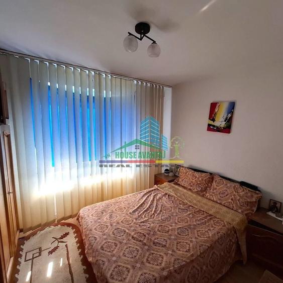Apartament cu 3 camere decomandat în Sud