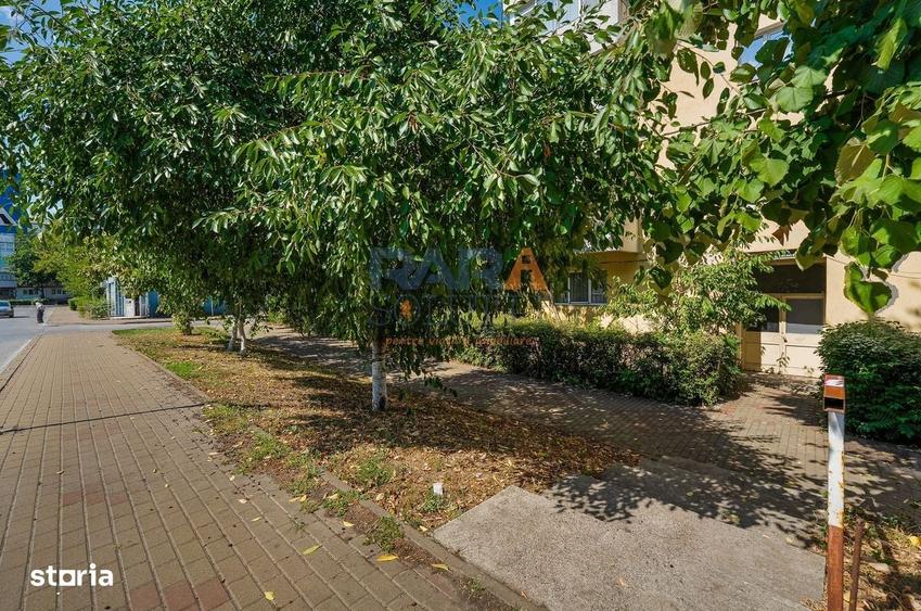 Apartament cu 3 camere decomandat în Horia
