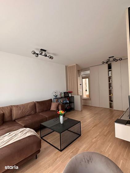 Apartament cu 2 camere în Badea Cârțan