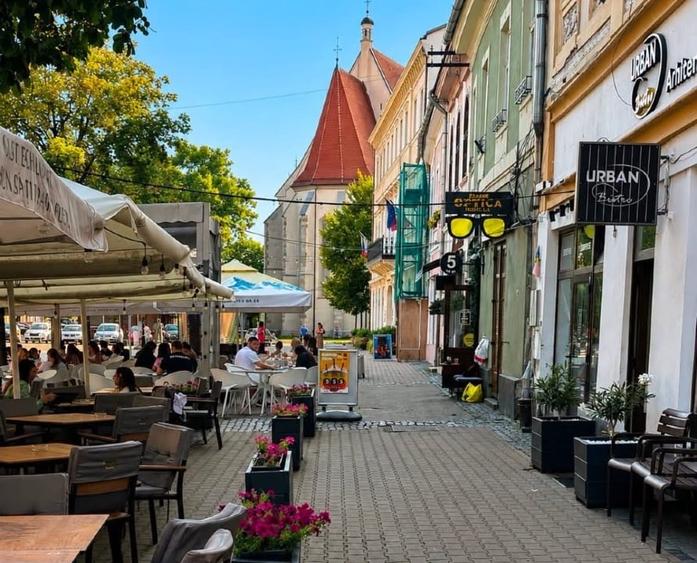 Spațiu comercial, de 233 mp, în Central