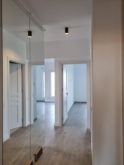 Ultimele apartamente cu 3 camere,centrala proprie,mutare imediata,vedere la Lac - 17