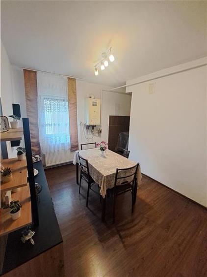 Apartament cu 2 camere decomandat, mobilat în Complex Studențesc