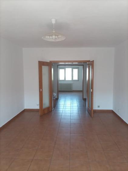 Apartament cu 5 camere decomandat în Ultracentral