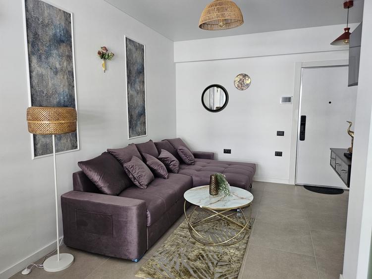 Apartament cu 2 camere decomandat, mobilat în Mamaia-Sat