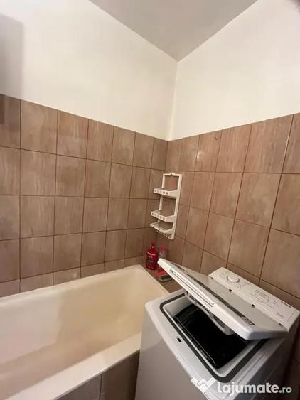 Apartament cu 2 camere decomandat în Progresul