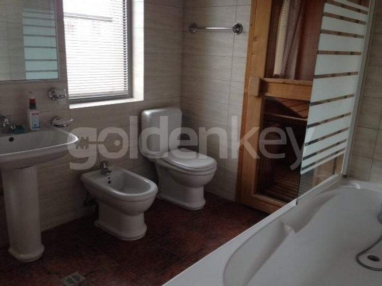 Apartament cu 4 camere semidecomandat, mobilat în Dorobanți