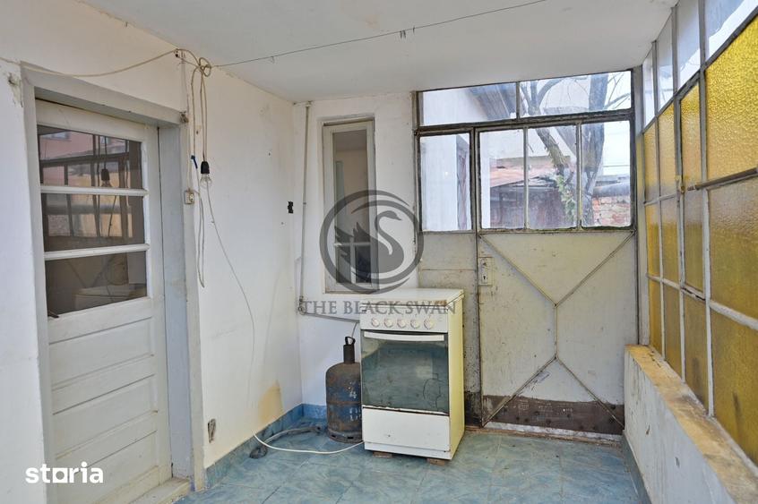 Casă cu 3 camere cu Teren 190 Mp în Central