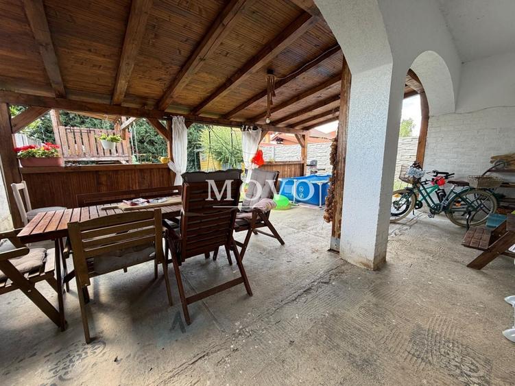 Duplex cu 3 camere cu Canalizare în Sânandrei