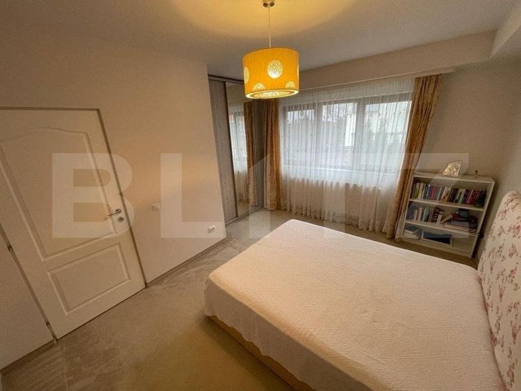 Duplex cu 5 camere cu Canalizare în Florești