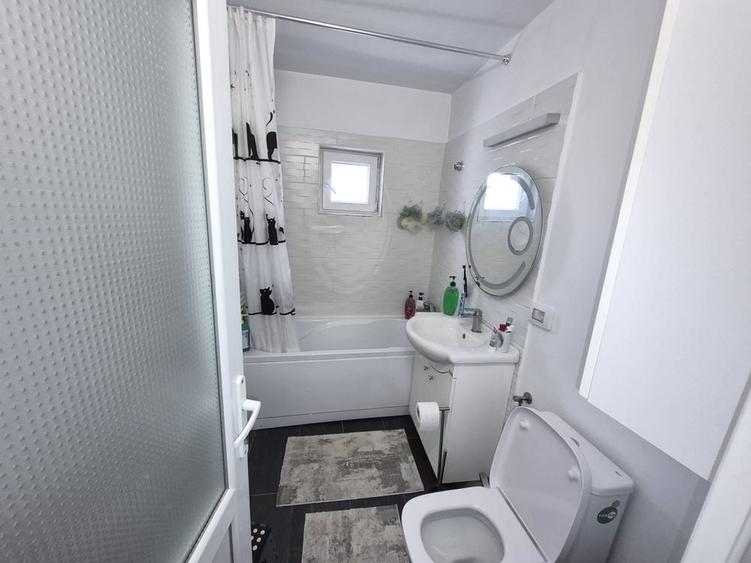Apartament cu 2 camere decomandat în Dancu
