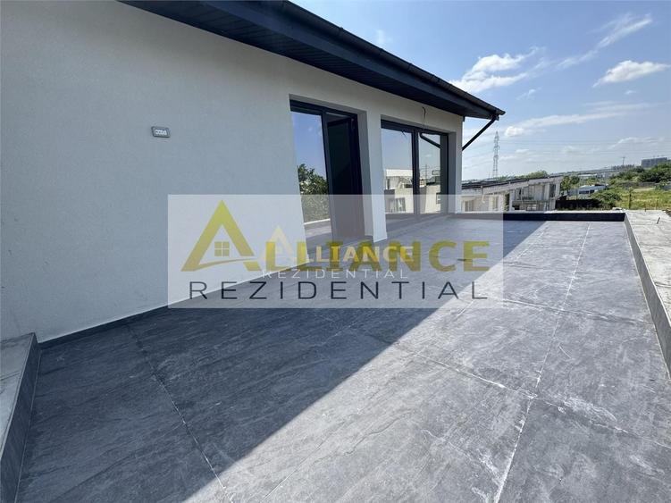 Duplex cu 5 camere decomandat cu Canalizare în Central