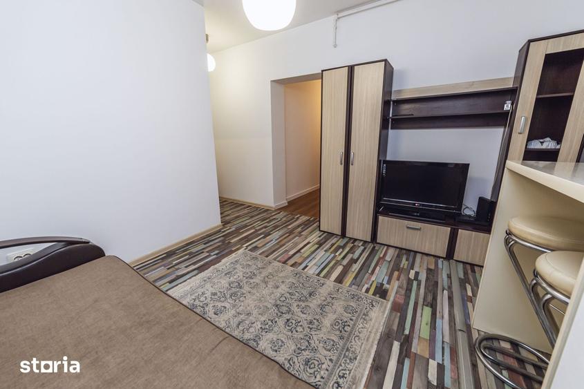 Apartament cu 2 camere semidecomandat în Rahova