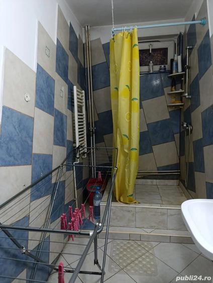 Garsonieră decomandată în Titan