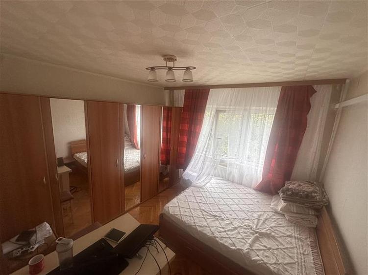 Apartament cu 2 camere decomandat, mobilat în Soarelui