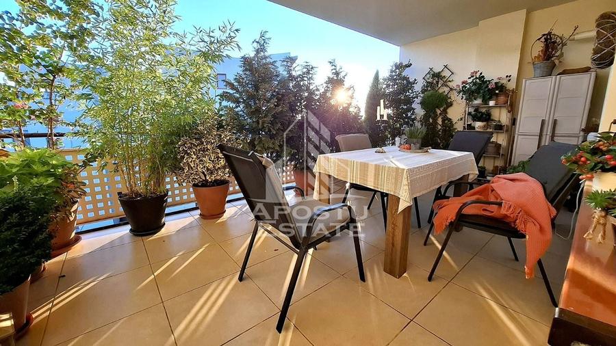 Apartament cu 3 camere decomandat, mobilat în Torontalului