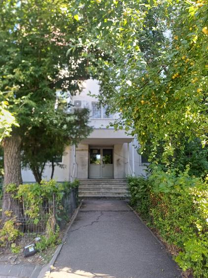 Apartament cu 2 camere decomandat în Aviației