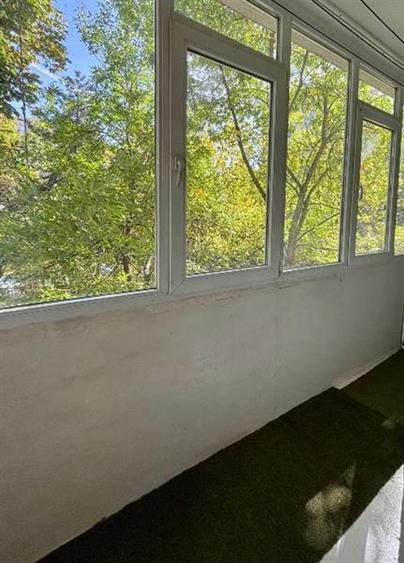 Apartament cu 3 camere semidecomandat în Domenii