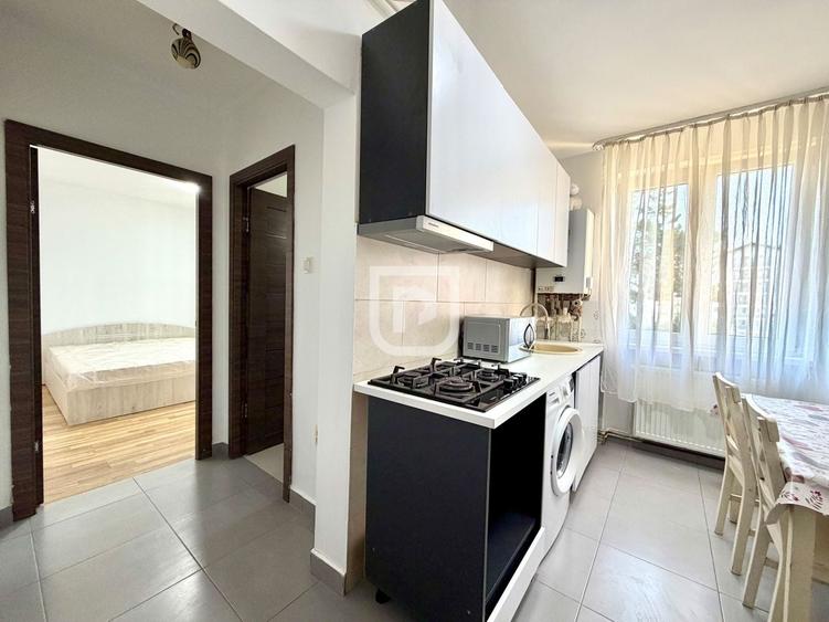 Apartament cu 2 camere semidecomandat, mobilat în Ultracentral