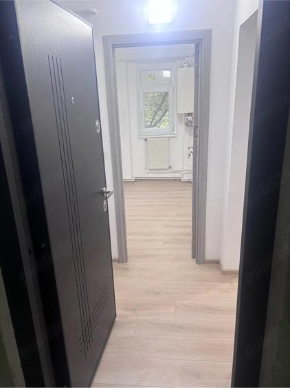 Apartament cu 2 camere semidecomandat în Hipodrom