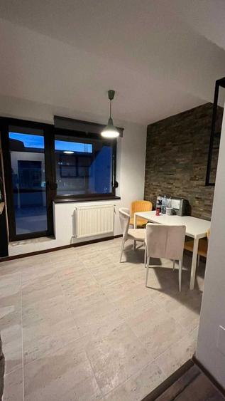 Apartament cu 2 camere decomandat, mobilat în Nord-Vest
